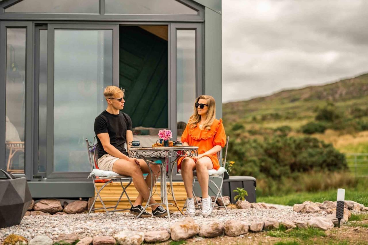 Oaklane Glamping Cabins เคนแมร์ ภายนอก รูปภาพ