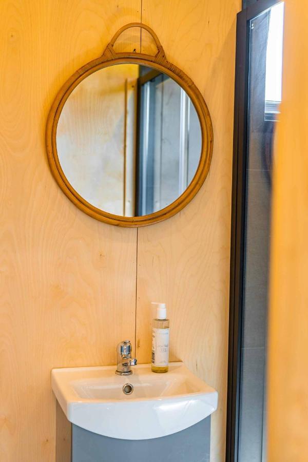 Oaklane Glamping Cabins เคนแมร์ ภายนอก รูปภาพ